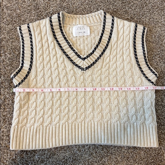 Zara V-Neck Trendy Cream Knit Sweater Vest Black Trim 
Youth 9-10
Womens-XS/S - Picture 4 of 9